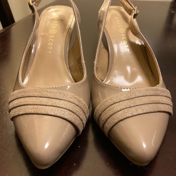KAREN SCOTT BEIGE PATENT SLINGBACKS-7.5 EUC - Picture 1 of 6